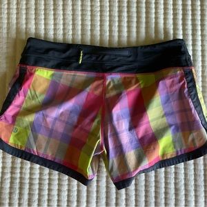 Lululemon shorts🍋